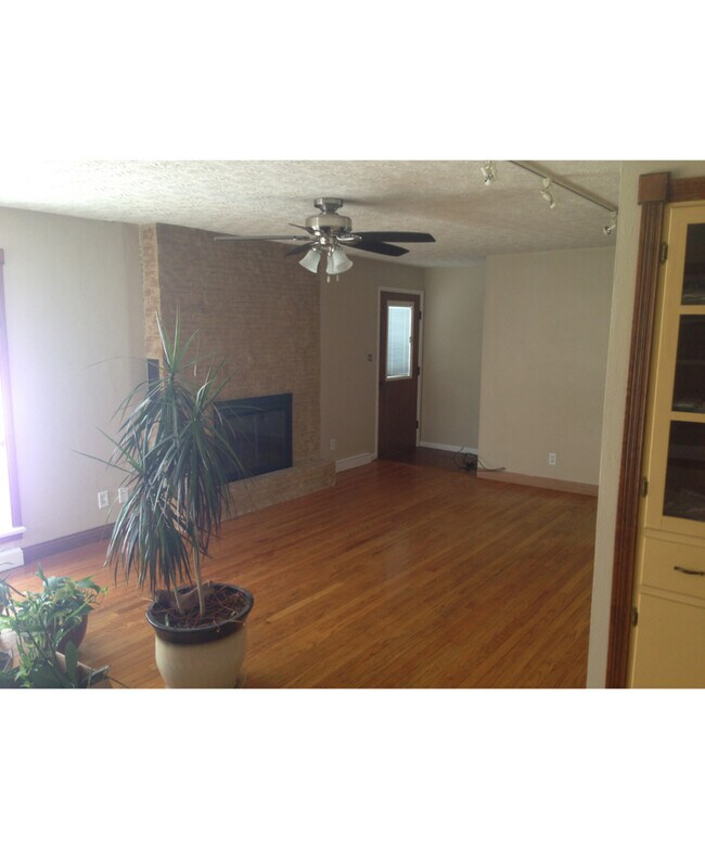 Building Photo - West Lafayette Schools Single Family Home Large Spacious 4 bedroom/2bath