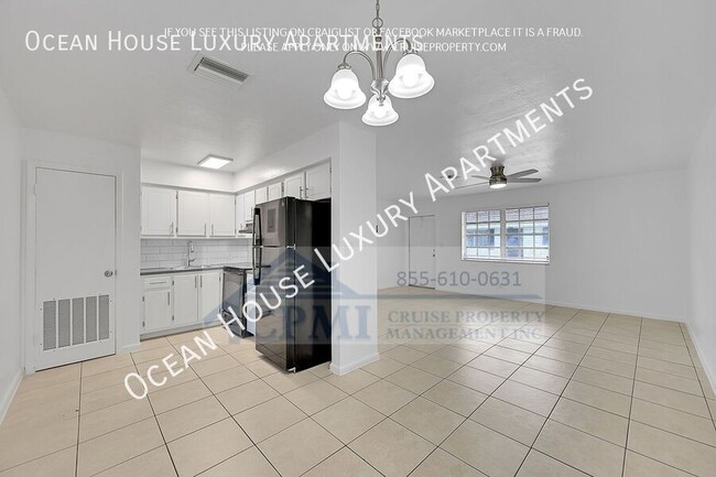 Building Photo - 3251 Coral Hills Dr