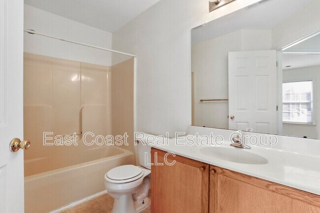 Building Photo - 91 Grindstone Dr