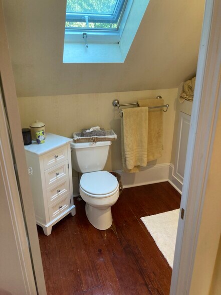 Building Photo - 55 Everett St