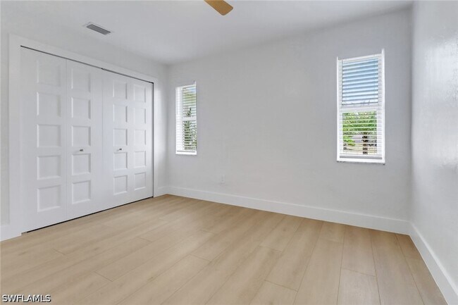 Building Photo - 4525 Fluvia Ave