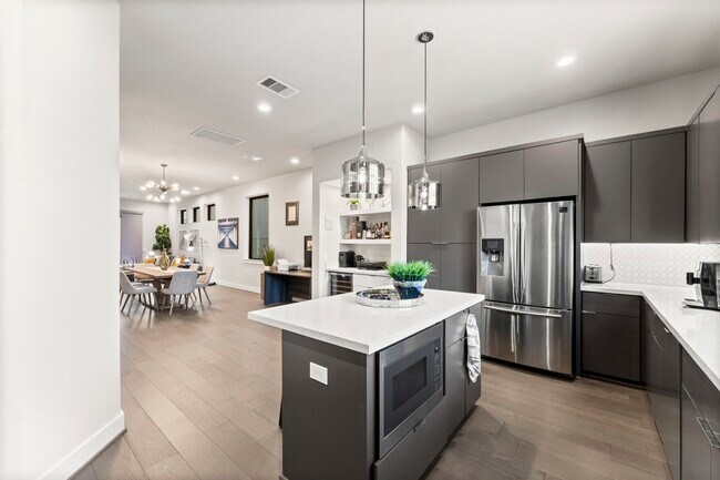 Building Photo - 4227 Allen St