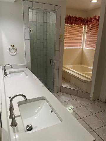 Building Photo - 7640 Grassland Dr