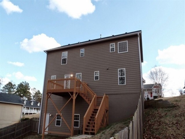 Building Photo - 76 Oak Springs Ln