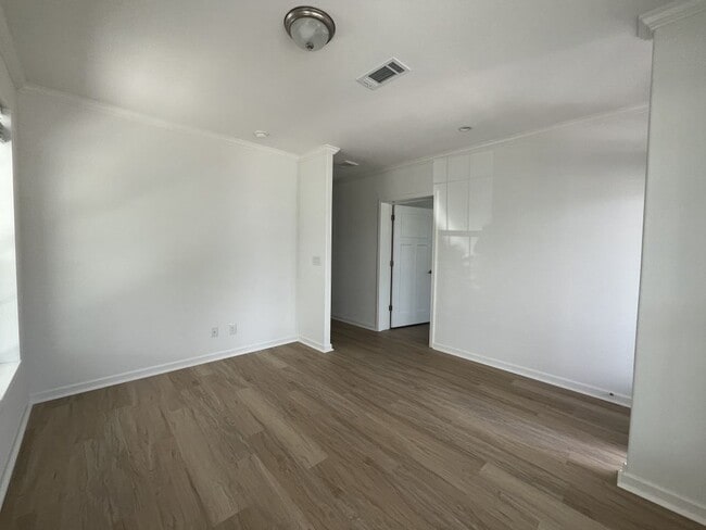 Building Photo - 250 Bimini Cay Cir