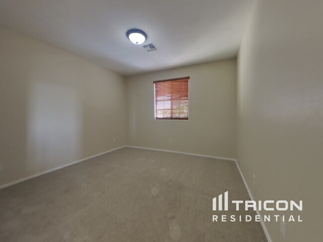 Building Photo - 22507 N 31st Ave