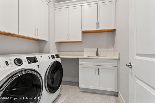 Building Photo - 4539 Hickory Oak Dr