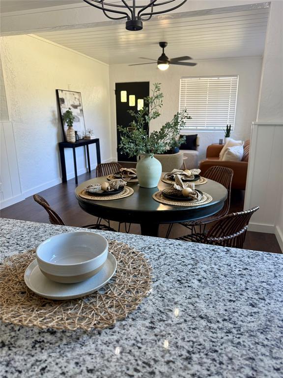 Building Photo - 5611 Joe Sayers Ave