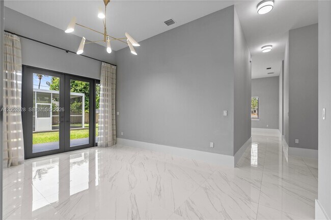 Building Photo - 9340 SW 177th St