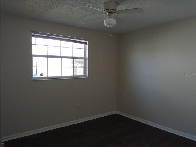 Building Photo - 6224 Florida Dr