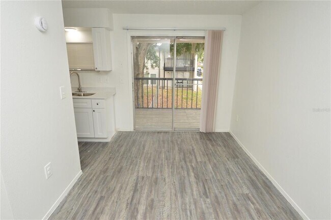 Building Photo - 5004 Castile Pl