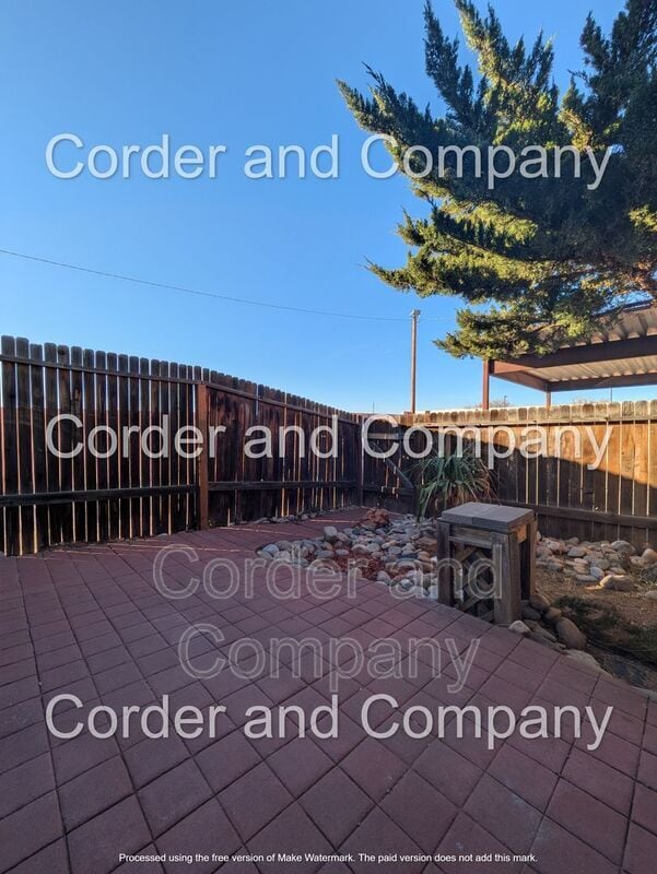 Building Photo - 3301 Monroe St NE