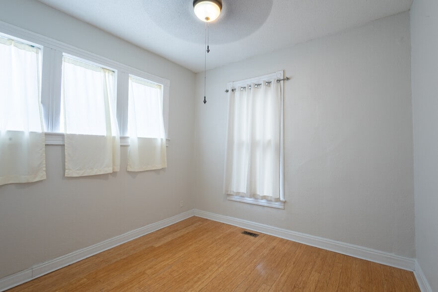 Building Photo - 442 Court St