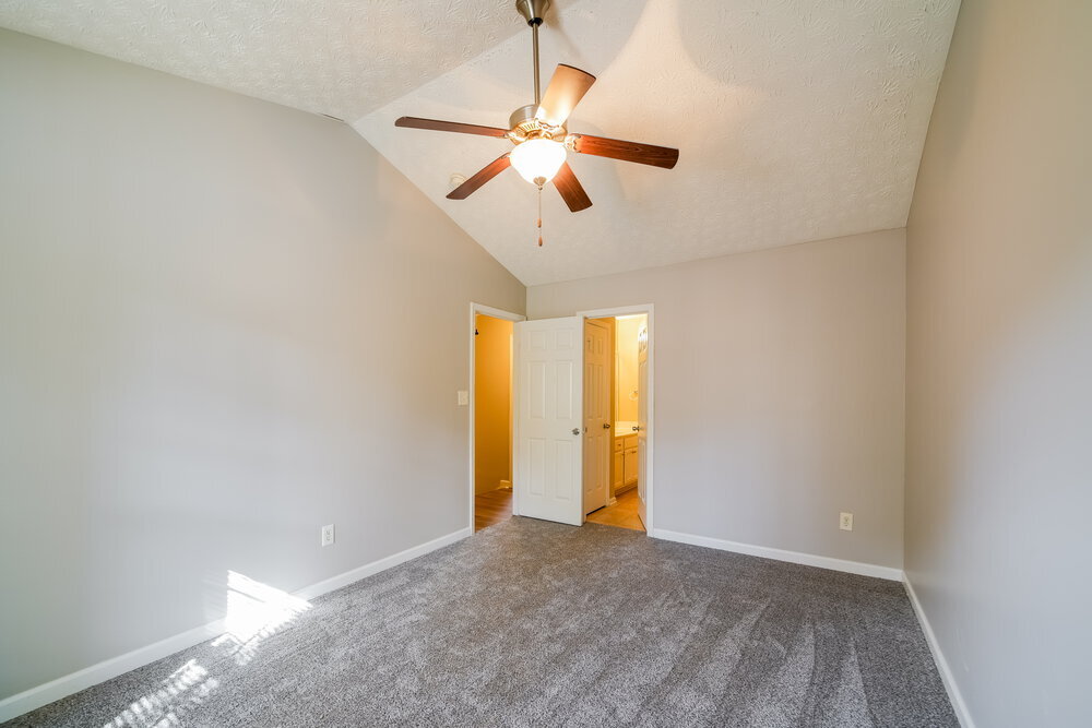 Building Photo - 5246 Kirk Dr