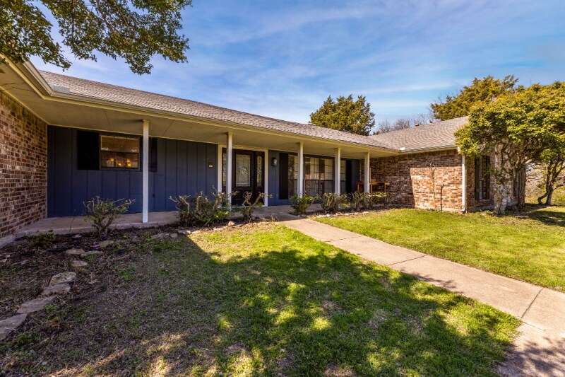 Building Photo - 607 N Duncanville Rd