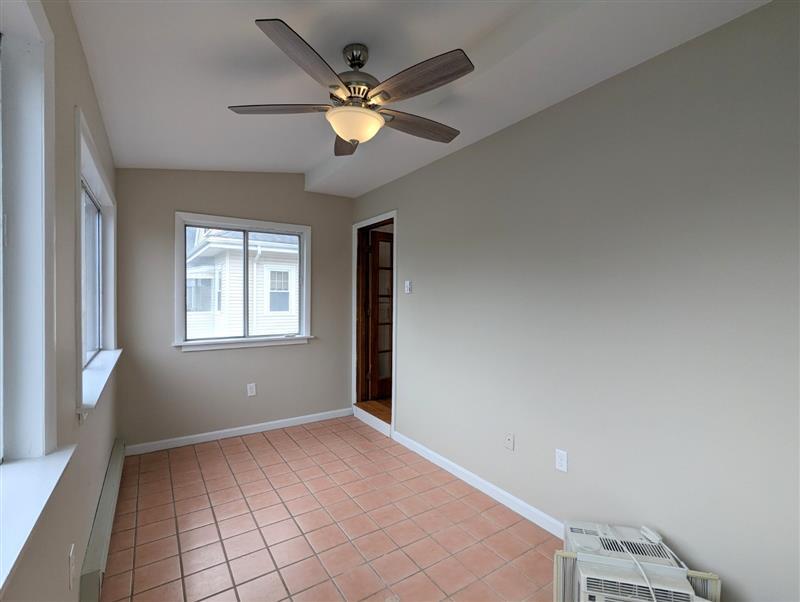 Building Photo - 32 Trowbridge St