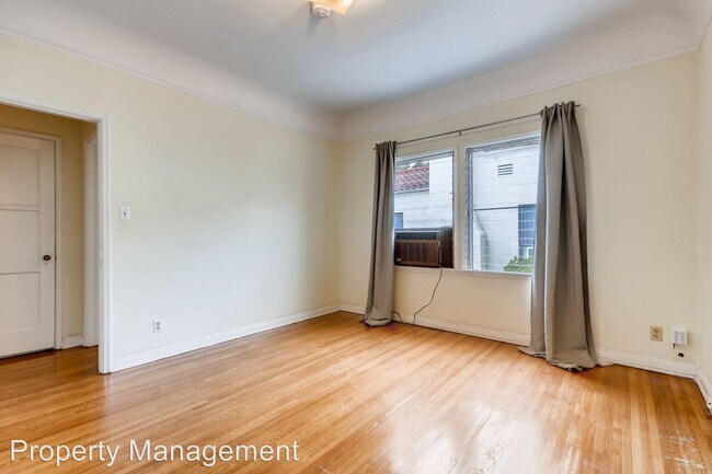 Building Photo - 438 N Vista St