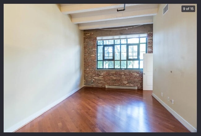 Building Photo - 1701 Kalorama Rd NW