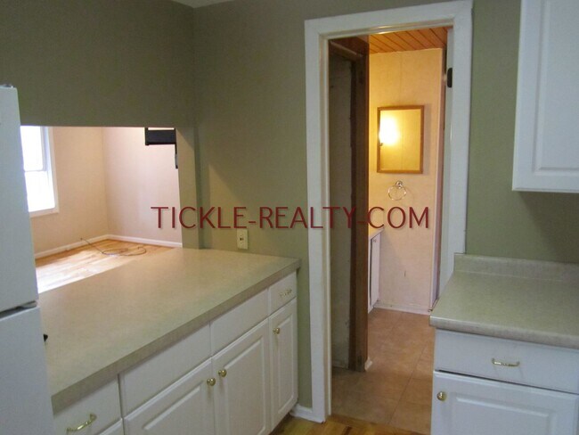 Building Photo - 839 Meigs St