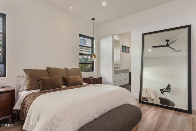 Building Photo - 620 Houseman St