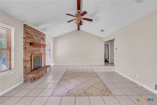 Building Photo - 2807 Bermuda Dr