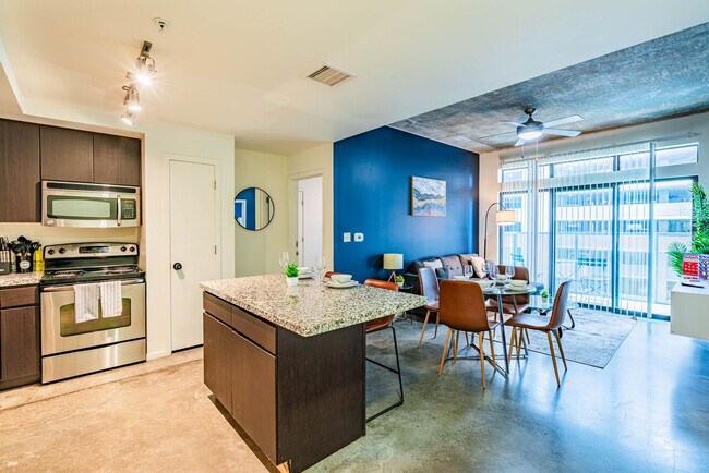 Building Photo - 888 N 4th St