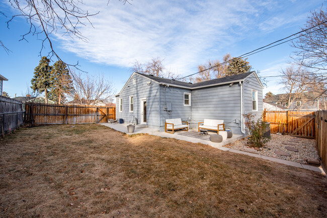 Building Photo - 2600 S Humboldt St