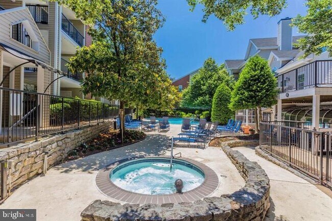 Building Photo - 3315 Wyndham Cir