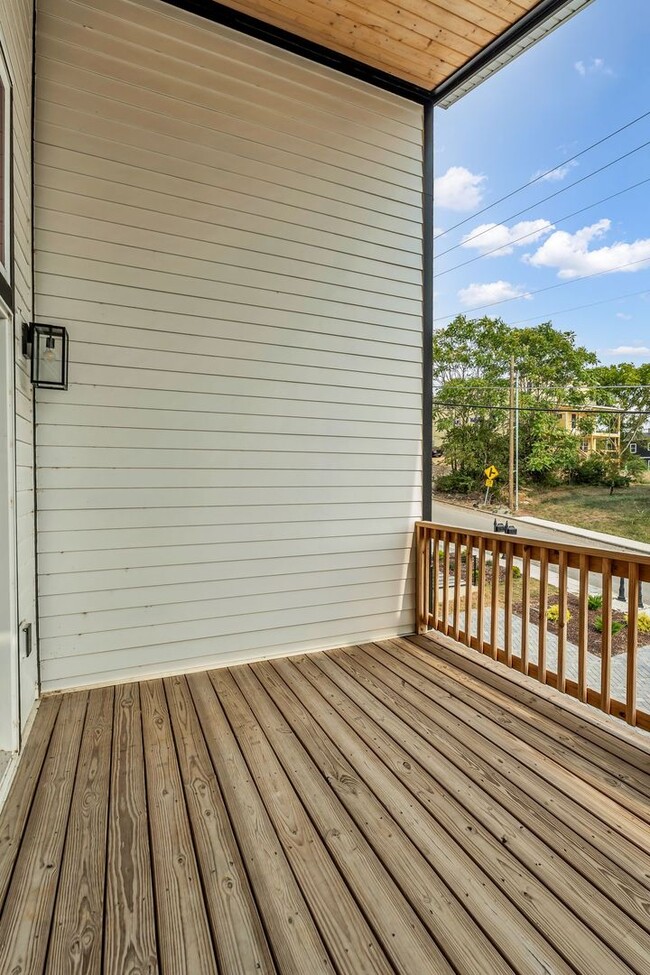 Building Photo - NEW BUILD