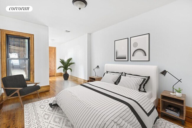 Building Photo - 620 Monroe St