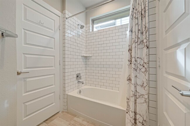 Building Photo - 3514 Matterhorn Dr