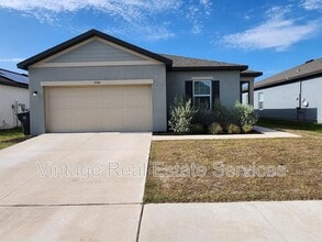 Building Photo - 2340 Harris Hawk Ave
