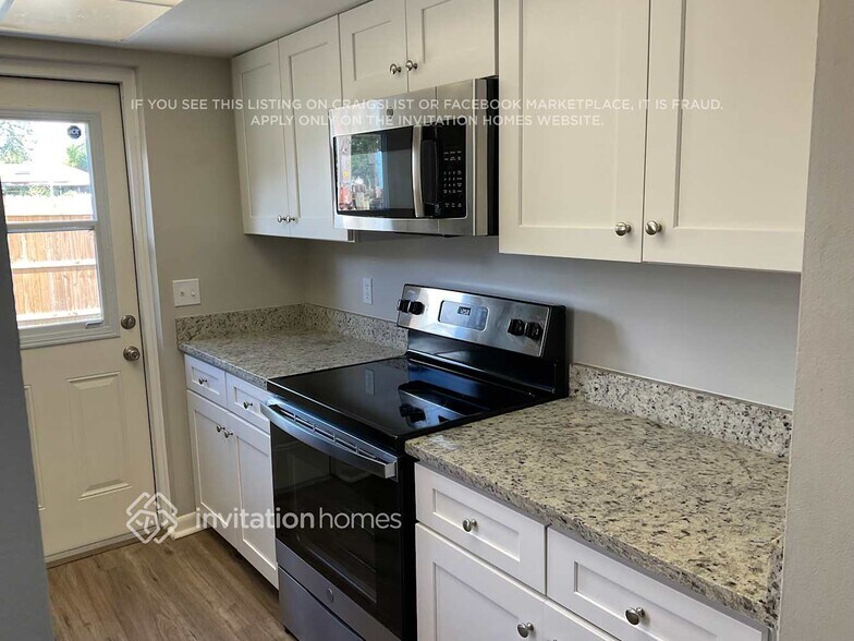 Building Photo - 213 Sweetgum Ct