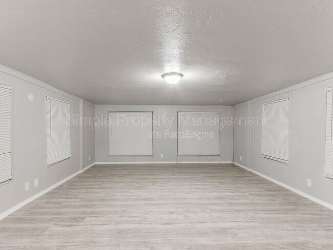 Building Photo - 1409 SW 81st St