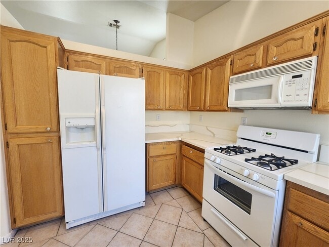 Building Photo - 1405 Iron Springs Dr