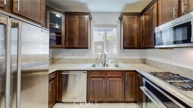 Building Photo - 4424 Whitsett Ave
