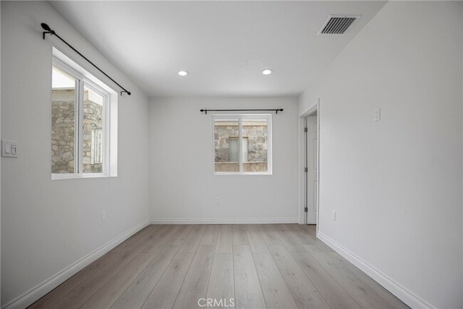 Building Photo - 10410 Mountair Ave