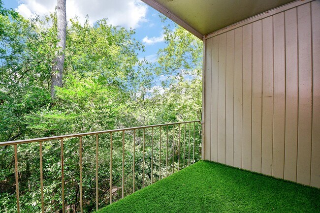 Building Photo - 6533 Bayou Glen Rd