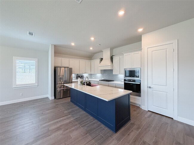 Building Photo - 13203 Wood Leaf Pk