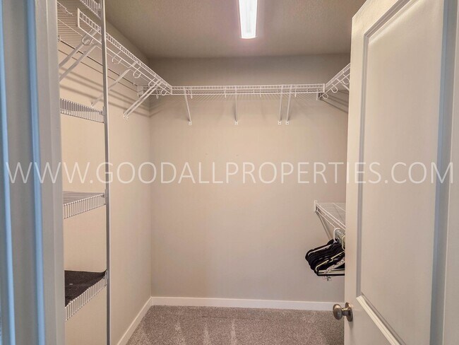 Building Photo - Beautiful Two-Story Home in the SE Polk School District – Available Now!