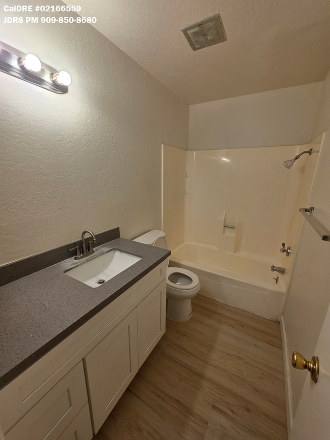 Building Photo - Rancho Cucamonga 2 Bedroom Apartment