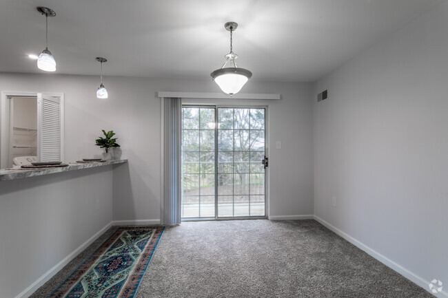 Dining Room - Greenview Terrace