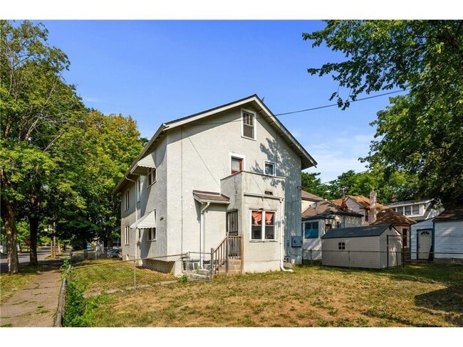 Building Photo - 2900 N Colfax Ave