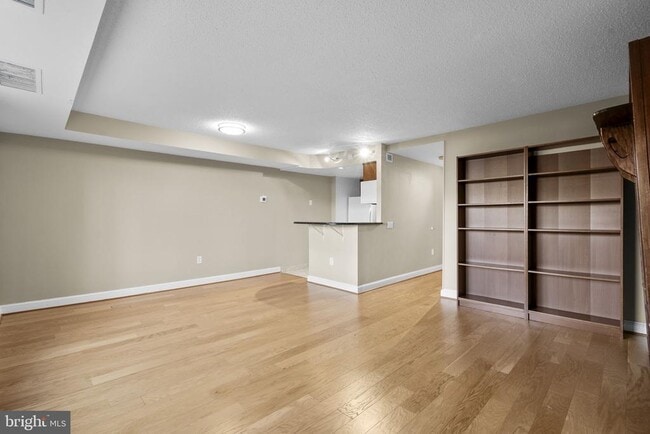 Building Photo - 3101 New Mexico Ave NW