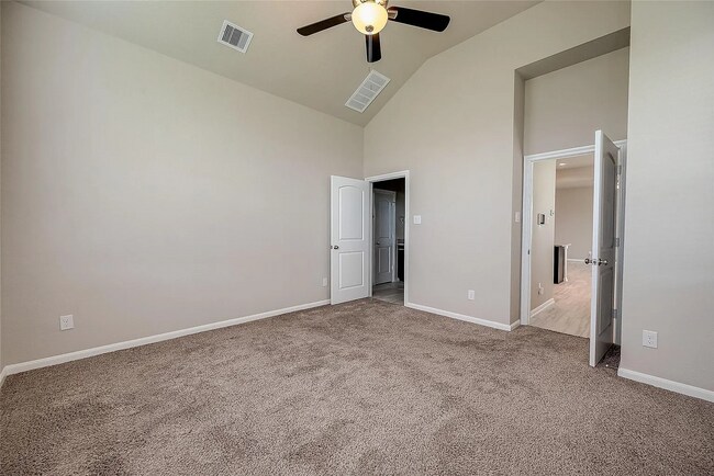 Building Photo - Beautiful Move-In Ready Home in Missouri City