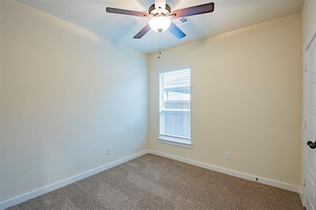 Building Photo - 601 Blackland dr