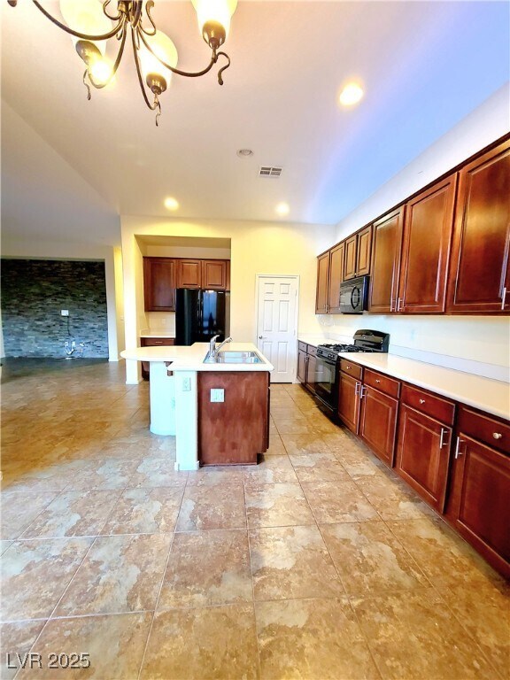 Building Photo - 6628 Chinatown St