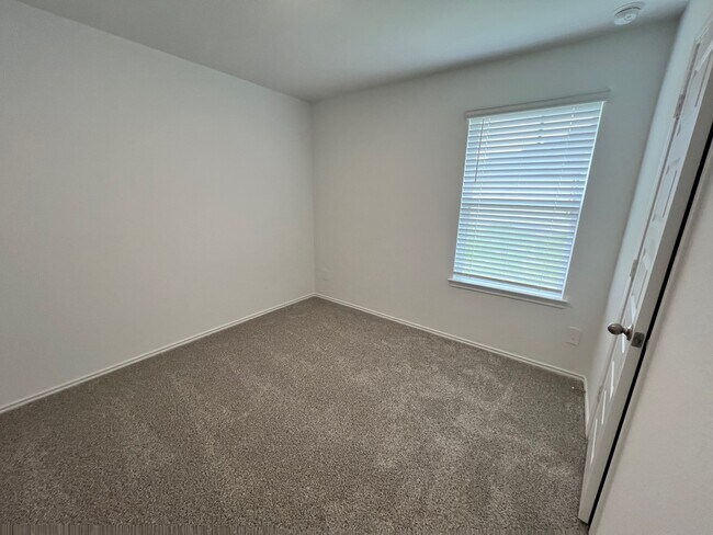 Building Photo - 3719 Bristol Hills Ct