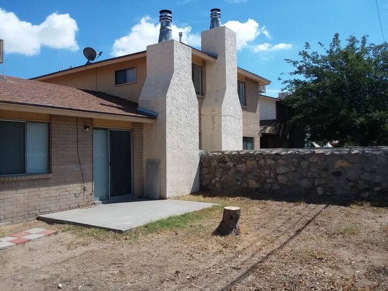 Building Photo - 2001 Amy Sue Dr