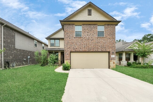 Building Photo - 1437 Northwood Springs Dr